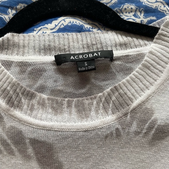 Acrobat top - Picture 2 of 2